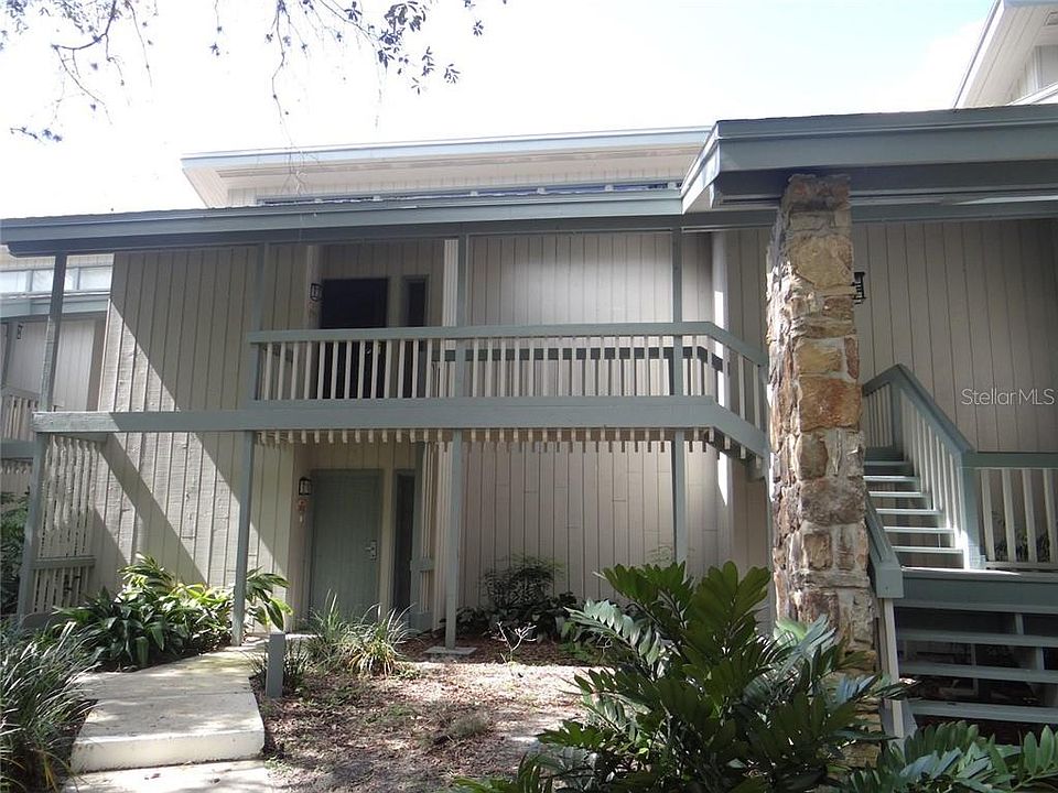 1st image of 3037 Camelot Dr #3037