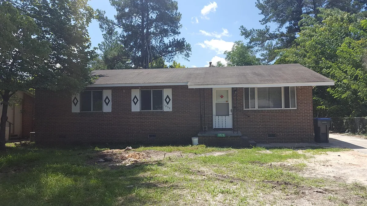 Building Photo - 1828 Cypress St