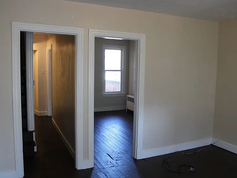 103 W 6th Ave #2 — Photo 15