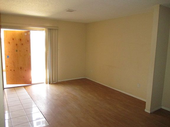 4th image of 3700 N Mountain Ave #8