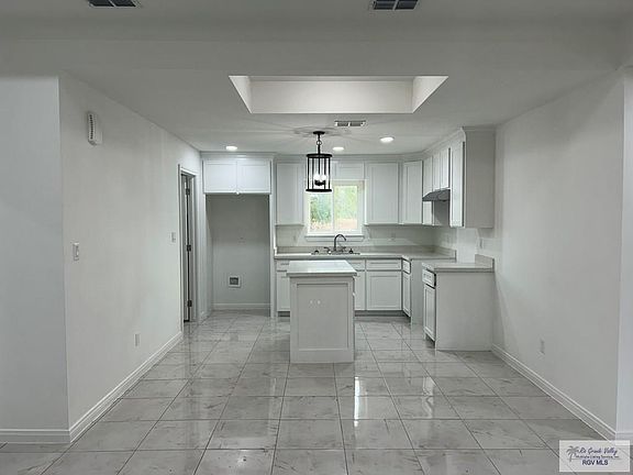 2nd image of 6233 Tiger Dr