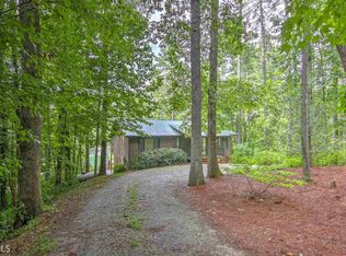 398 Mindy Mountain Rd, Tiger, GA 30576