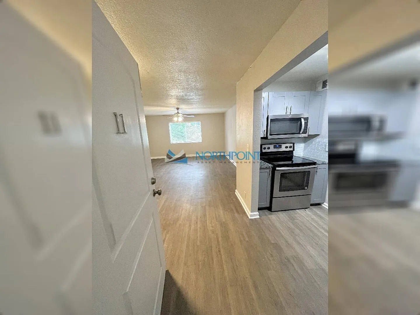 2BR/1BA| Newly Renovated Unit | With Central Air | In Kansas City! — Photo 2
