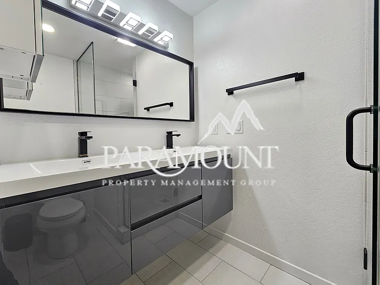 500 N National Ave #28 — Photo 7