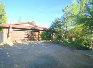 597 Royal Oaks Dr, Redding, CA