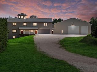 N79W24681 Plainview Rd, Sussex, WI 53089