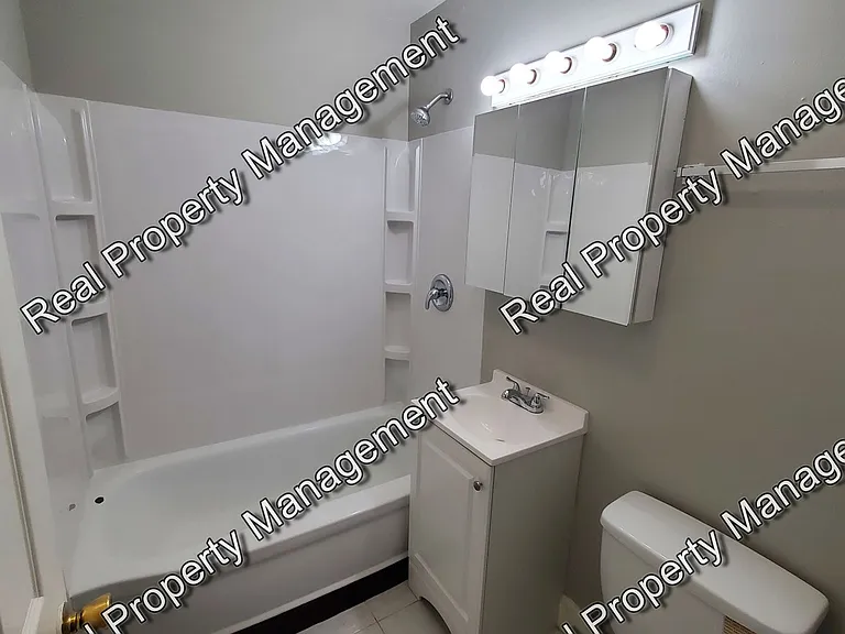 6533 Missouri Ave — Photo 10