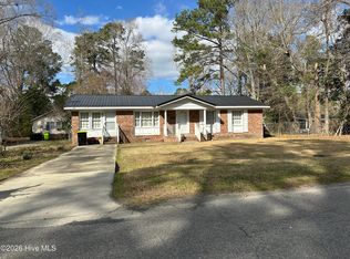 221 E Lewis Street, Whiteville, NC 28472