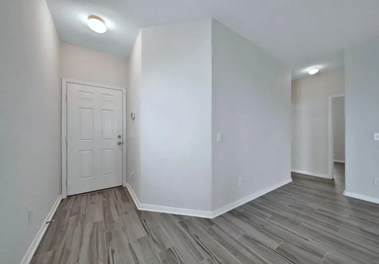 2619 Skyview Silver Dr — Photo 3