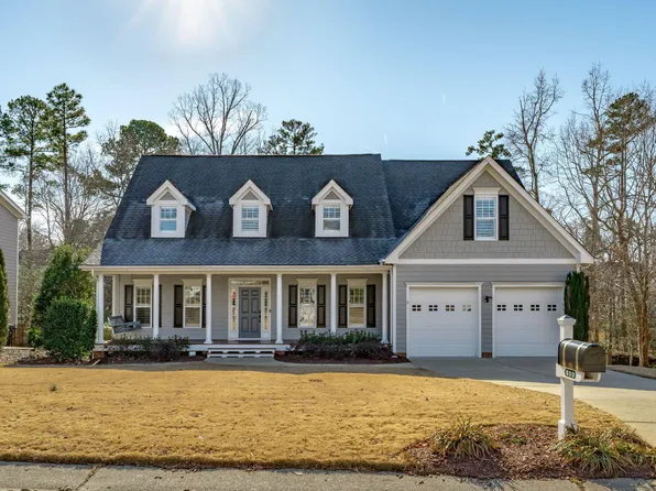 409 Acorn Falls Ct, Holly Springs, NC 27540