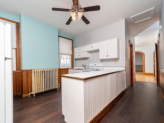 4th image of 2-4 Winslow Ave APT 2
