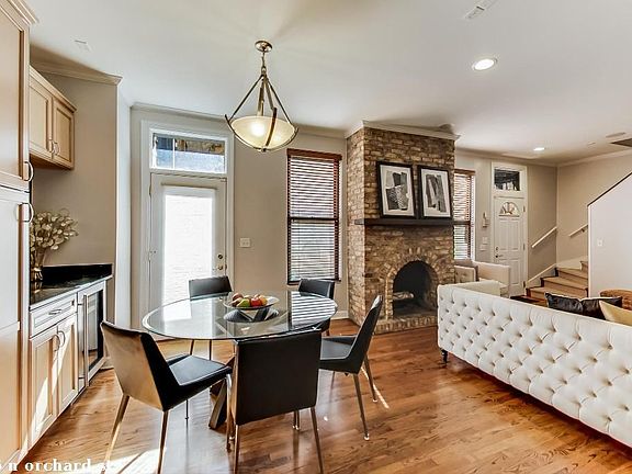 4th image of 2826 N Orchard St #1611