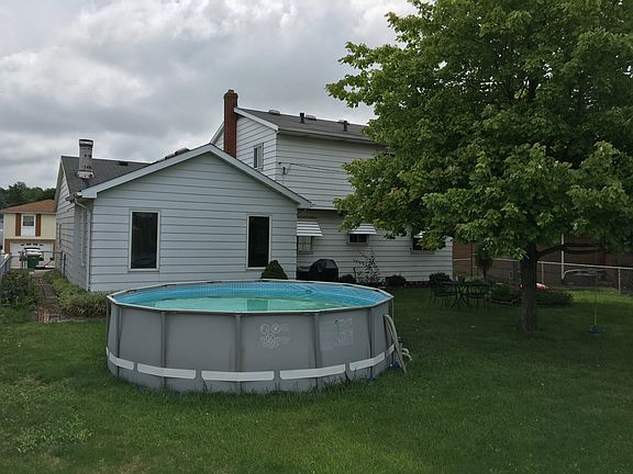 2nd image of 110 Rossway Ave