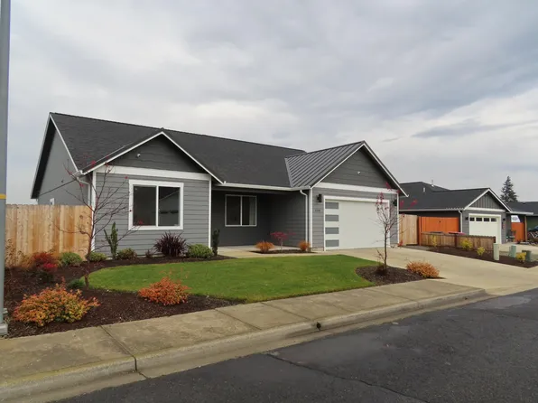 508 Barnum Dr, Phoenix, OR 97535