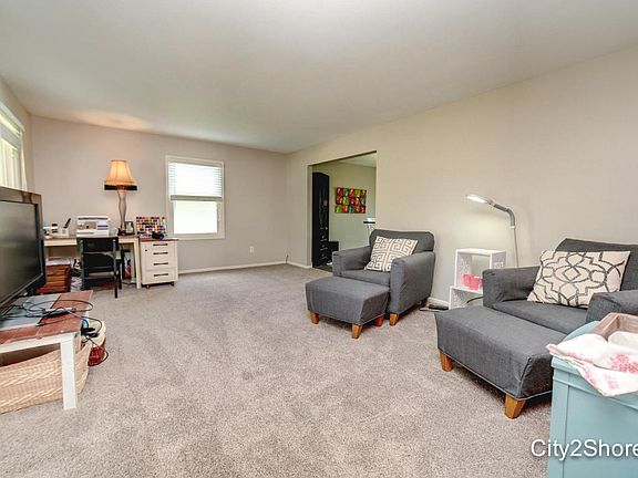 5th image of 2150 Fernwood Dr