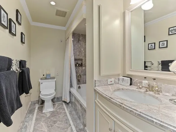 502 Park Avenue image 5 of 12