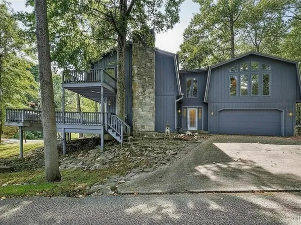 8002 N Lakeview Dr, Unionville, IN 47468