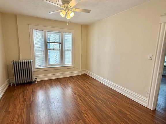 4th image of 1625 N Clarkson St APT 8