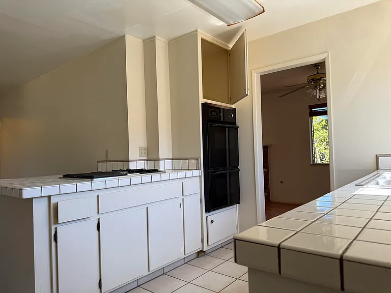 4675 Verdugo Pl — Photo 6
