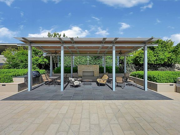 4th image of 2200 Willowick Rd Unit 4D