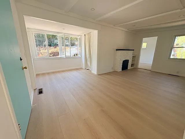 2 bed, 1200 sqft, $3,100 — Photo 3