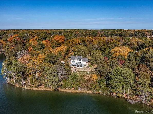 344 Cool Spring Rd, White Stone, VA 22578