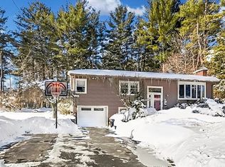 10 Rolling Ln, Framingham, MA 01701