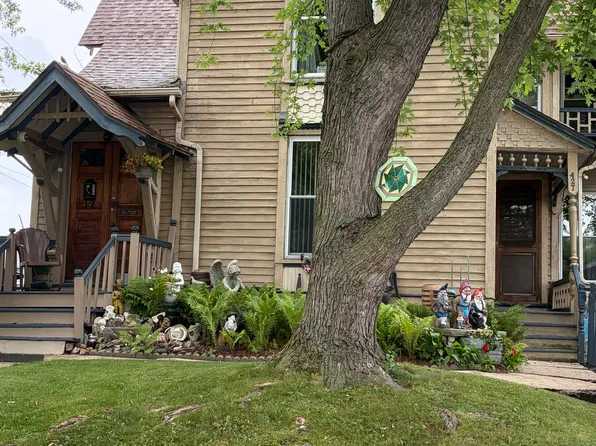 427 Lake St, City Of Waukesha, WI 53186