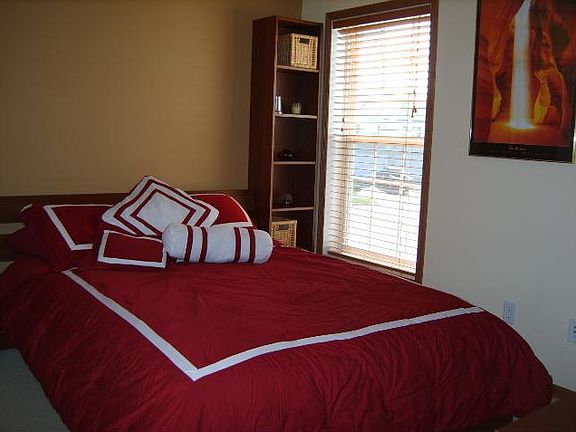 3rd image of 2257 Saint Johns Pl