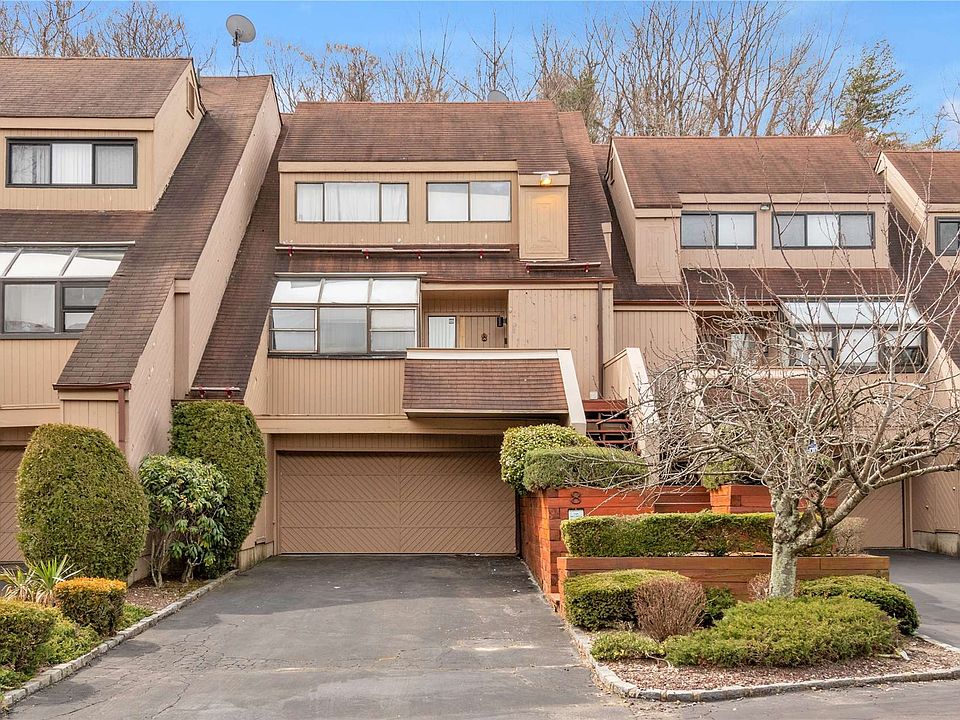 1st image of 8 John Bean Ct