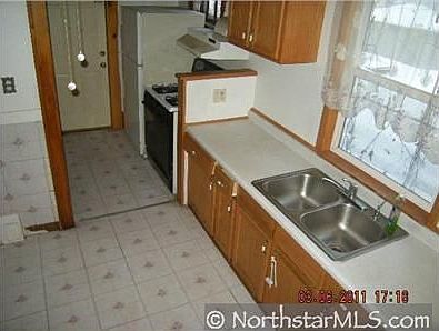 3rd image of 1810 Sheridan Ave N