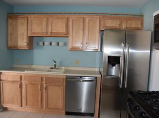 1101 Wildberry Ct APT B2, Wheeling, IL 60090