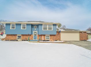 2103 Flemming Rd, Valparaiso, IN 46383