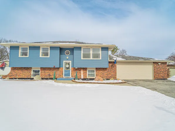 2103 Flemming Rd, Valparaiso, IN 46383