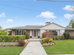 2 Harian Rd, Providence, RI 02906