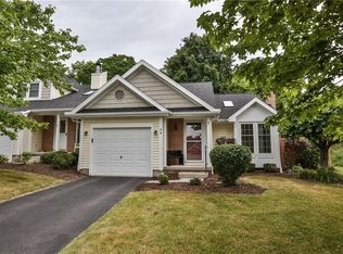 94 Genesee View Trl, Rochester, NY 14623