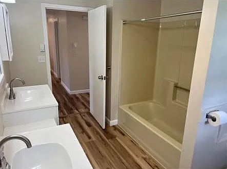 3 bed, 1440 sqft, $2,600 — Photo 4