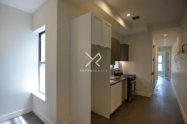 Rented by Yaffa Realty LLC | media 42