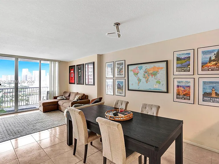 1750 N Bayshore Dr #2206 — Photo 3