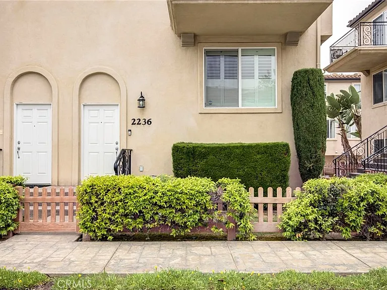 2236 Dominguez St — Photo 2
