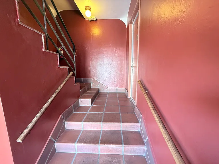 615 18th St #1 — Photo 3