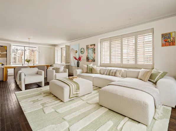 131 East 81st Street image 1 of 10