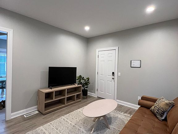 2nd image of 353 Plymouth Ave #2