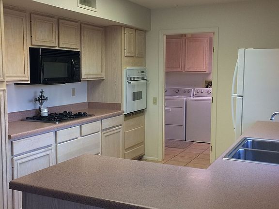 Kitchen & laundry room