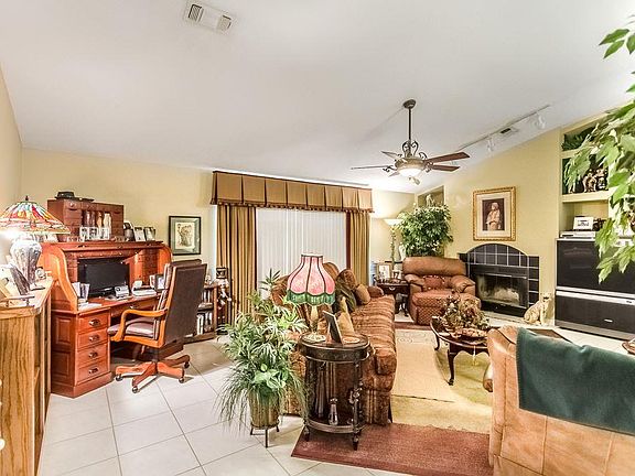 4th image of 3330 Alysheba Dr