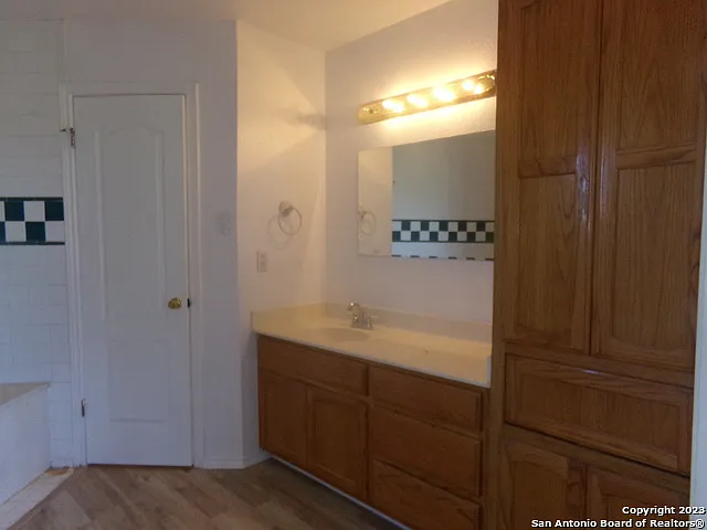 10340 Fowler Rd — Photo 23