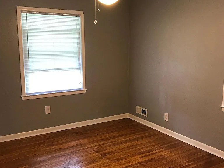 805 Brookley Blvd — Photo 8