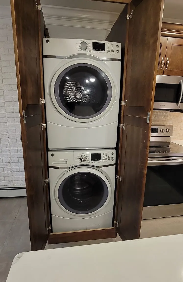 2 bed, 900 sqft, $3,500 — Photo 3