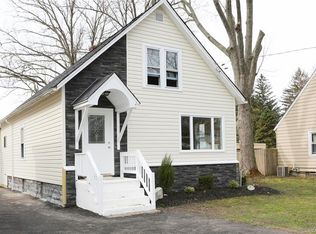 207 Rumbold Ave, North Tonawanda, NY 14120