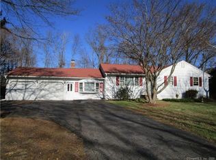 21 Hemlock Rd, Prospect, CT 06712